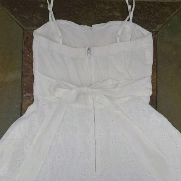 Trixxi size 3 white lace dress - Picture 4 of 15